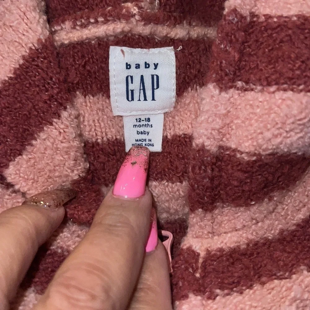 Baby Gap‎ sweater